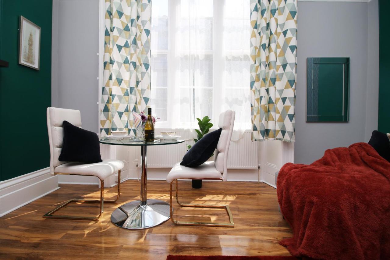 Apartament Sleek And Stylish 2 Bed In Clifton - Garden Bristol Zewnętrze zdjęcie